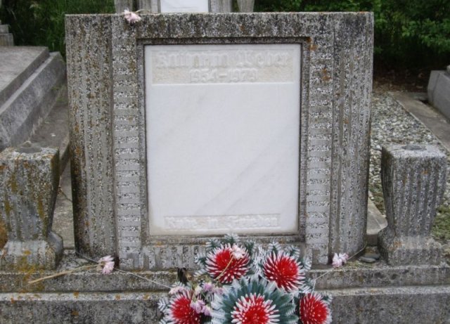 Baegendoerfer Katharina 1954-1979 Grabstein